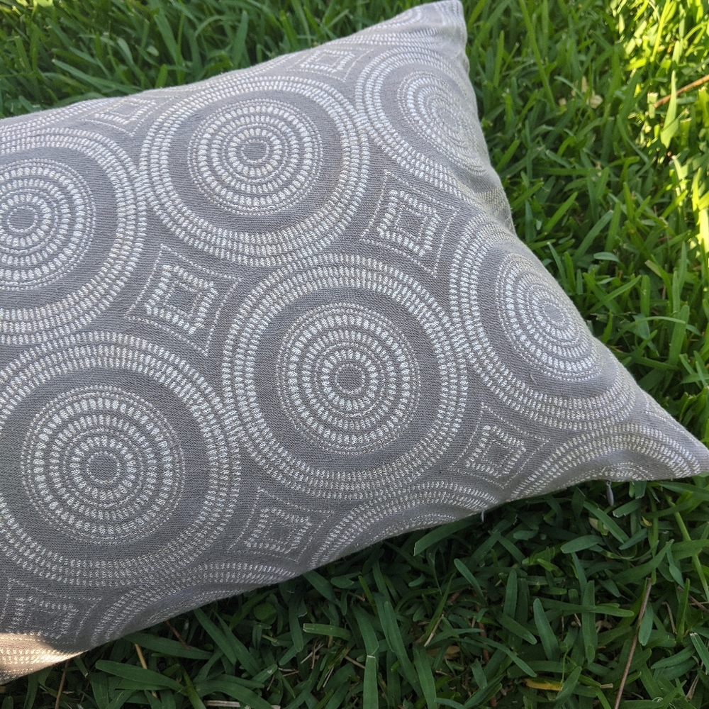 Feather Pillow geometric Pattern rectangular - Picture 4 of 4